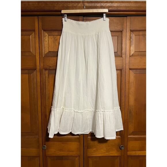 NWT Quince Women's 100% Organic Cotton Gauze Smocked Maxi Skirt White Size XS - Picture 2 of 10